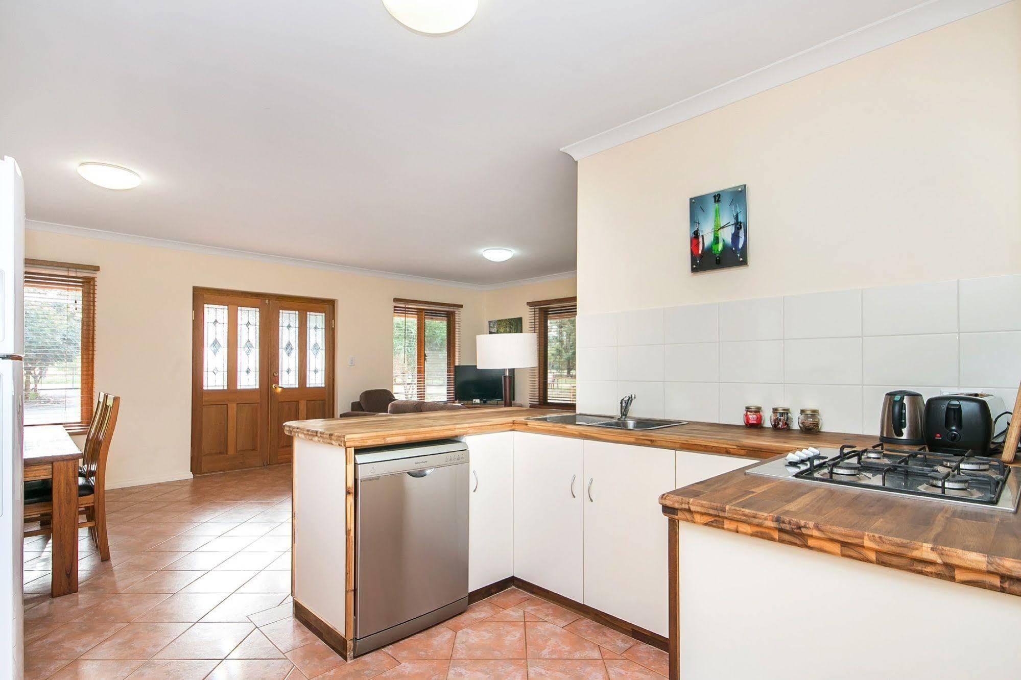 Coranda Lodge Armadale Extérieur photo